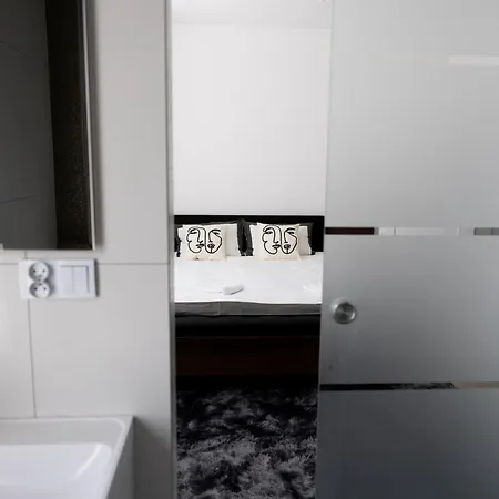 Loft House Dom Na Wylacznosc Z Jacuzzi Ski&spa Appartamento *