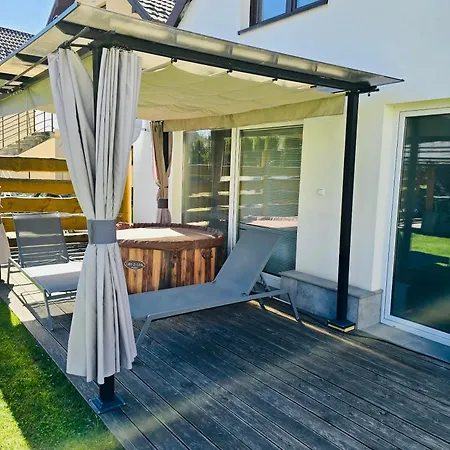 Loft House Dom Na Wylacznosc Z Jacuzzi Ski&spa Apartment *